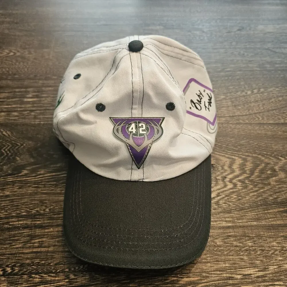 Vintage Milwaukee Bucks Vin Baker NBA Basketball One Size Snapback Hat
